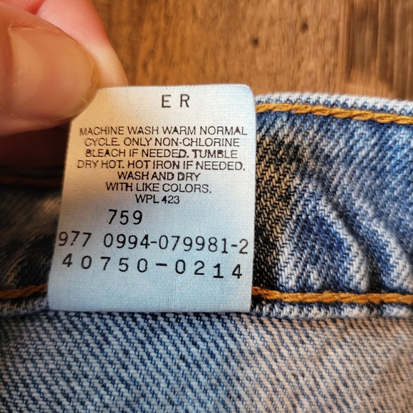 Vintage 1994 Levi’s 550 Relaxed Fit Jeans Orange Tab, Straight Leg, Student Fit - Picture 7 of 7